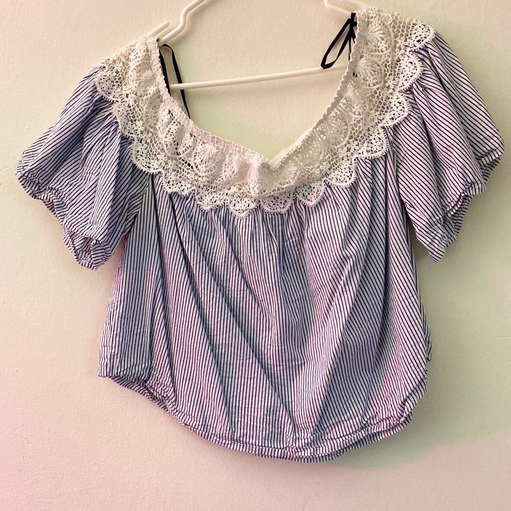 F21 Off the Shoulder Top